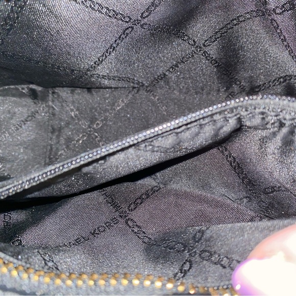 Michael Kors Carmen handbag with chain and leather strap - Picture 11 of 16